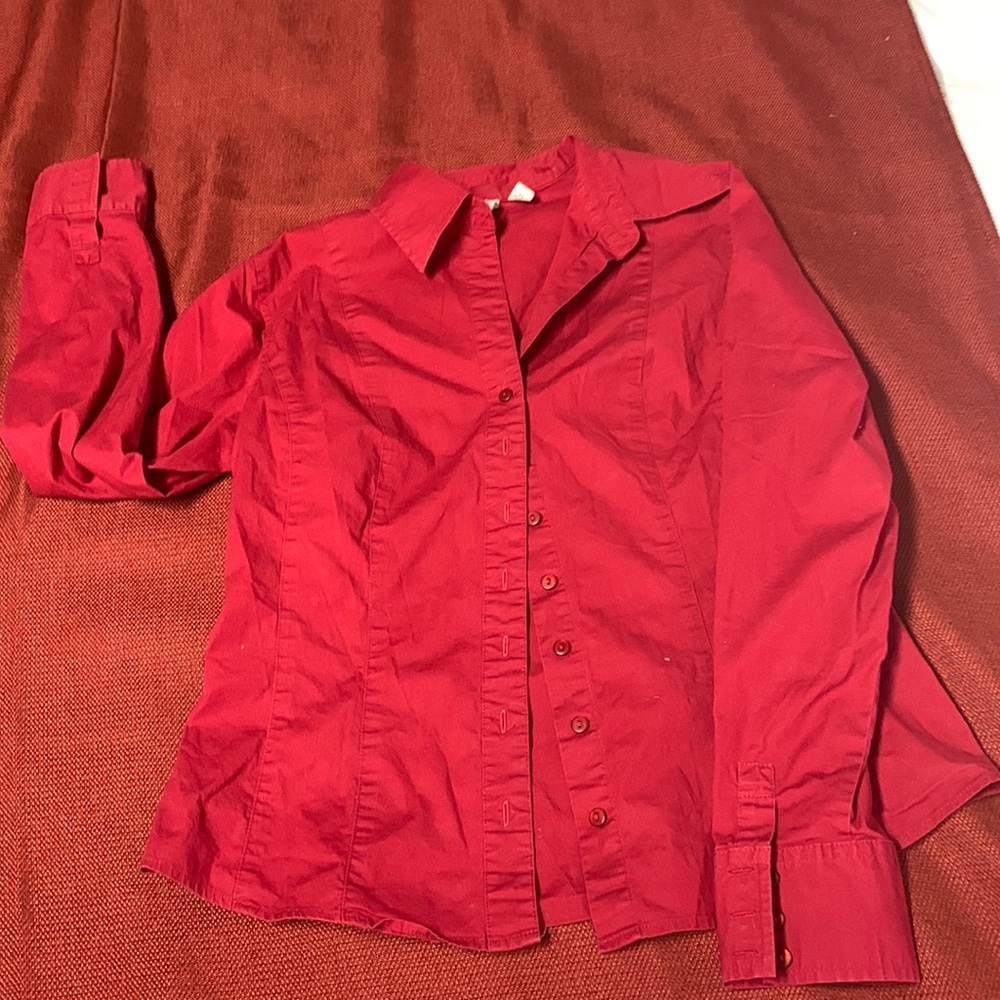 Red shirt stretch